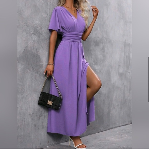 NEW Chic Ruched Waist Flutter Sleeve Maxi Dress Purple Lilac. Size 4/small. - Picture 6 of 8